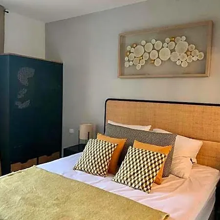 住宿加早餐酒店 旺夫套房酒店 -  凡尔赛宫展览馆